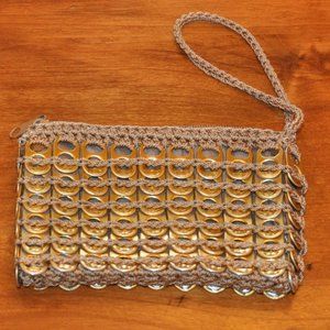 GOLD TONE UP-CYCLED POP Can TAB SMALL Metal Coin PURSE (HANDBAG) Wristlet